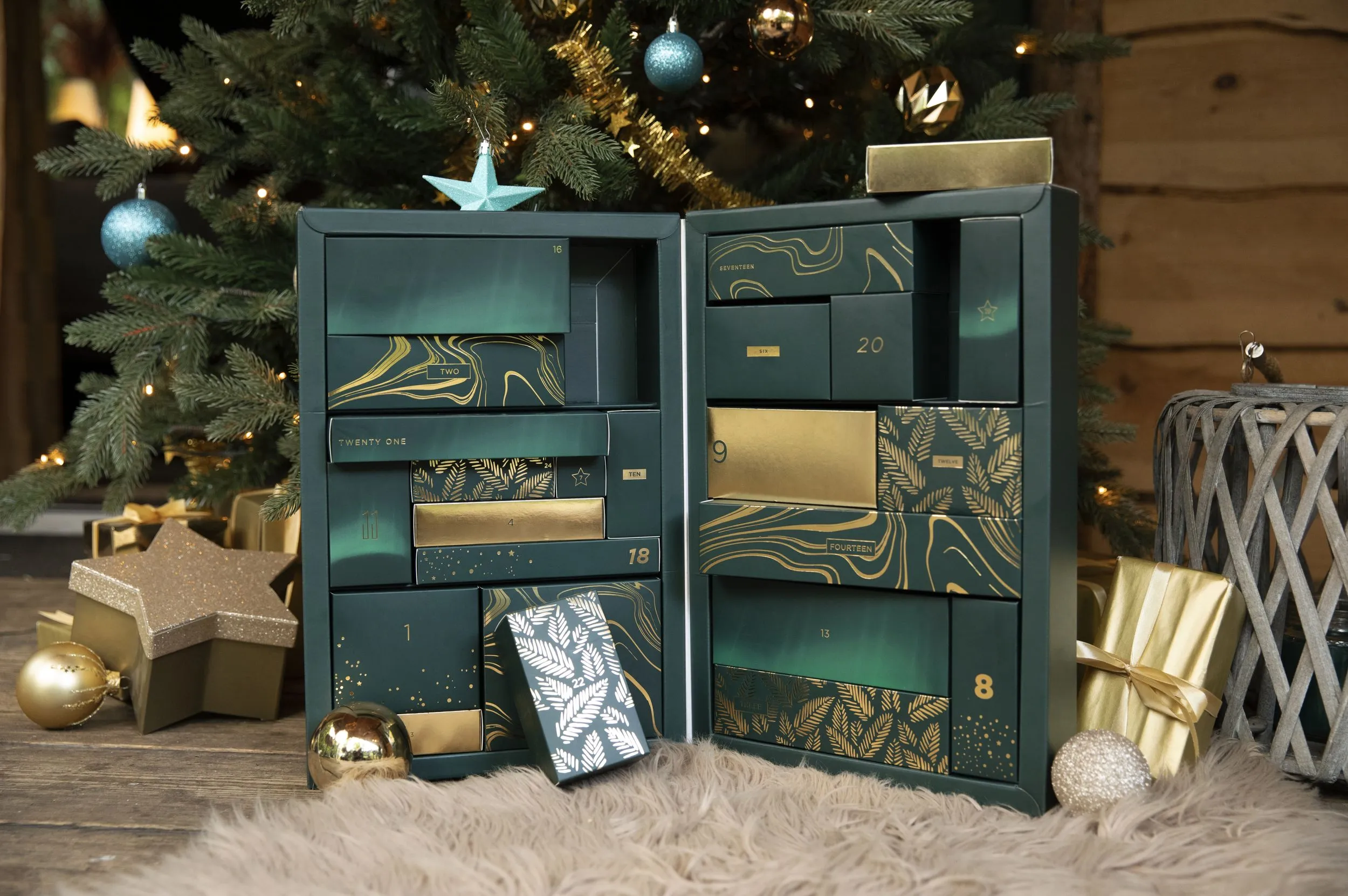 LoveBoxxx Il Calendario Dell'Avvento Naughty And Nice 2022 3 LoveBoxxx Il Calendario Dell'Avvento Naughty And Nice 2022 - immagine 3